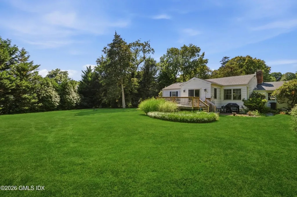 5 Old Wagon Road Old Greenwich CT 06870