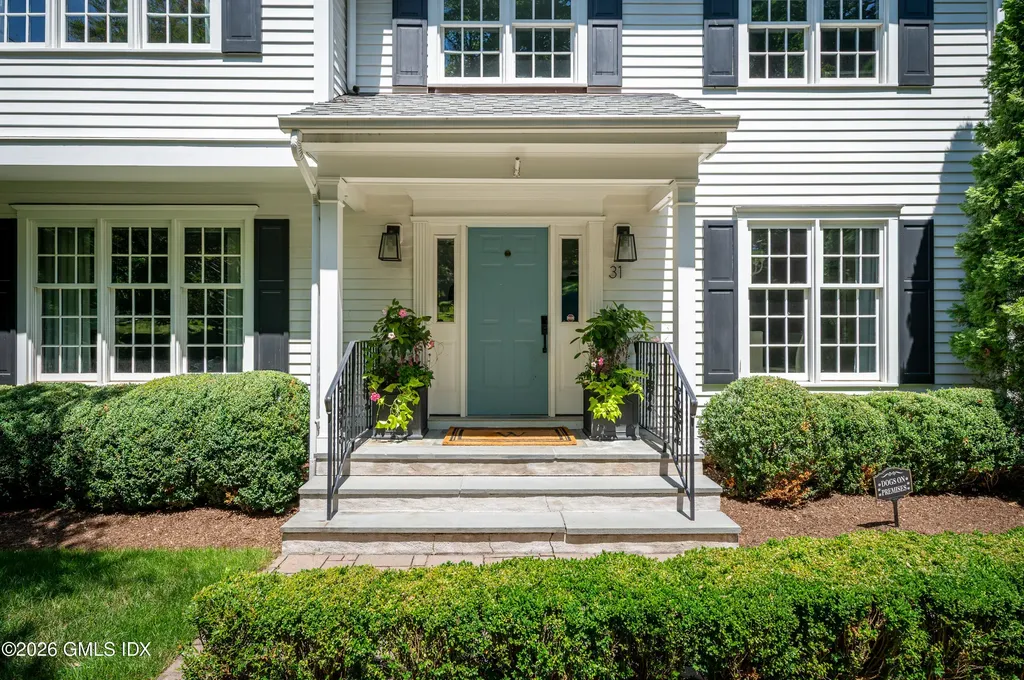 31 N Hawthorne Street Greenwich CT 06831