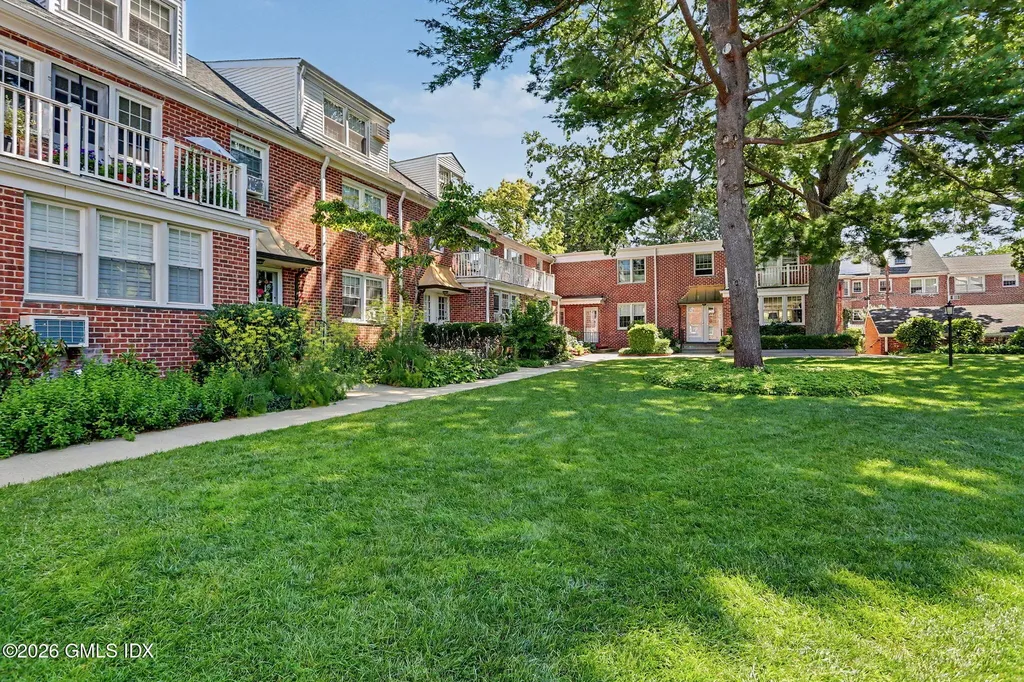 175 Putnam Park Greenwich CT 06830
