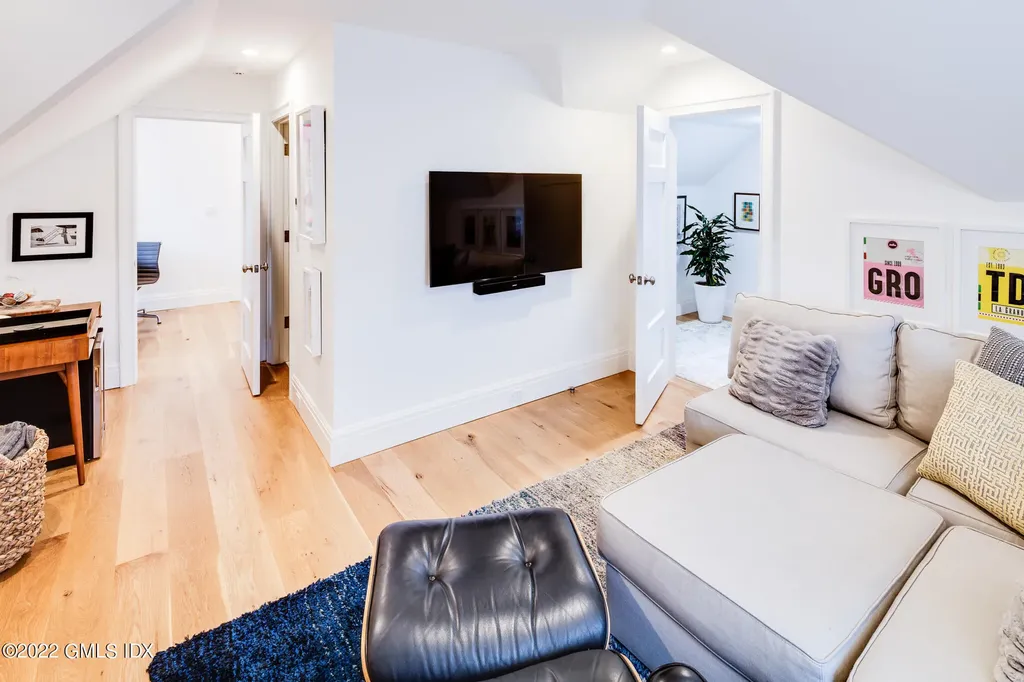25 Woodland Drive Greenwich CT 06830