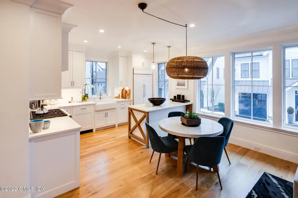25 Woodland Drive Greenwich CT 06830