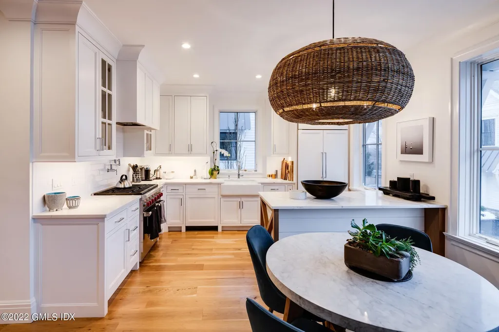25 Woodland Drive Greenwich CT 06830