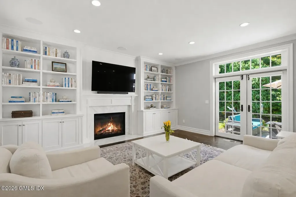 23 Riverside Lane Riverside CT 06878