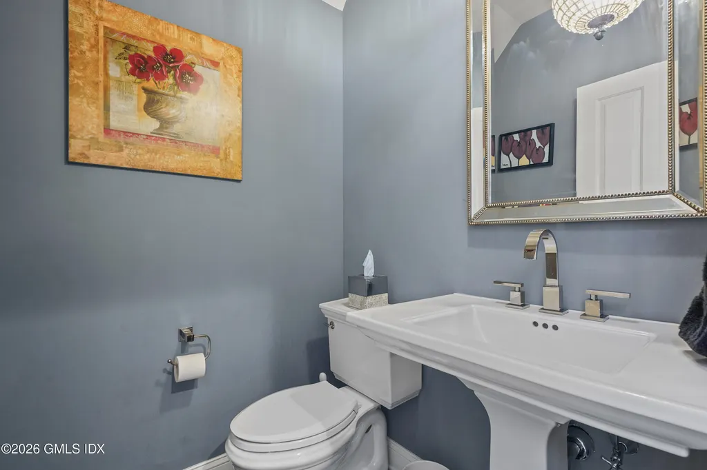 23 Riverside Lane Riverside CT 06878