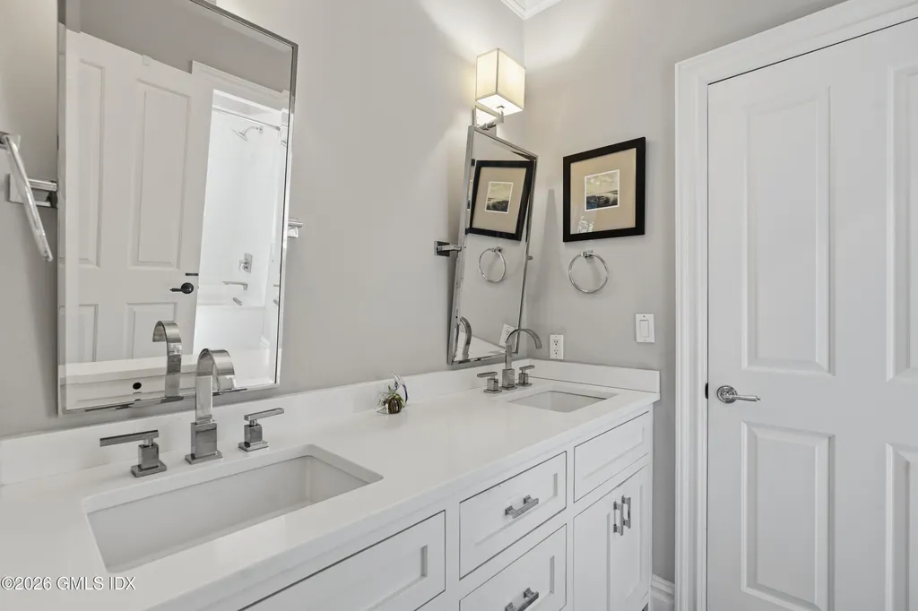 23 Riverside Lane Riverside CT 06878