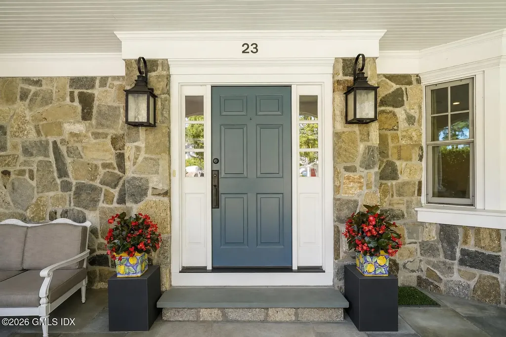 23 Riverside Lane Riverside CT 06878