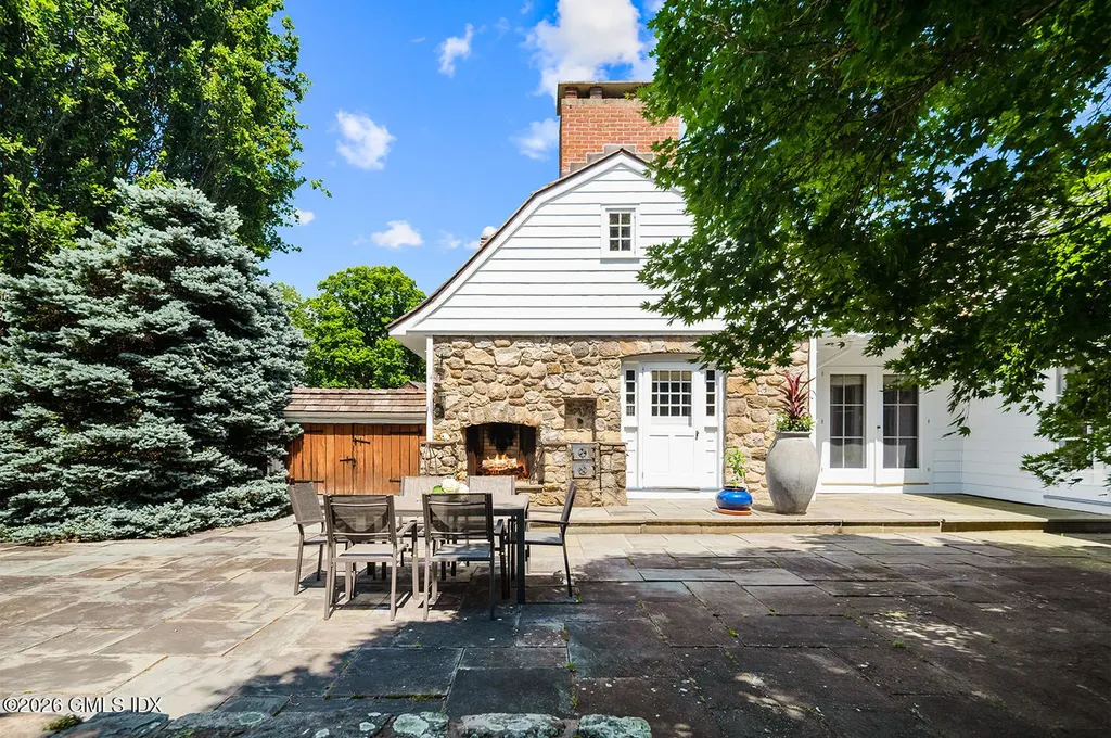 420 Morehouse Lane Southport CT 06890