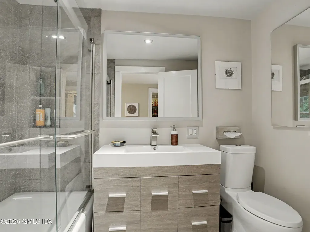 46 Valleywood Road Greenwich CT 06830