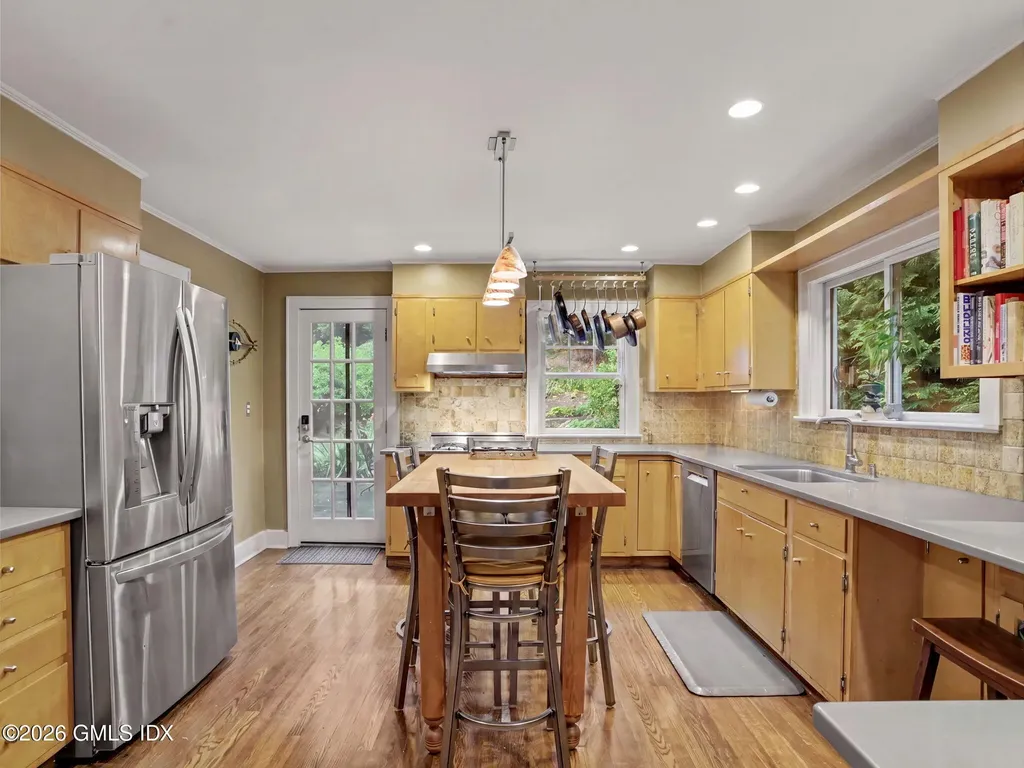 46 Valleywood Road Greenwich CT 06830