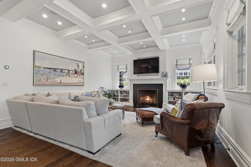 203 Shore Road Old Greenwich CT 06870