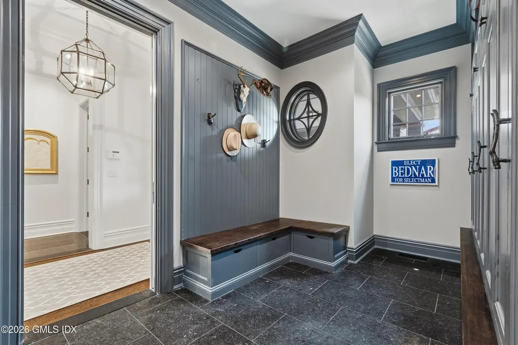 203 Shore Road Old Greenwich CT 06870