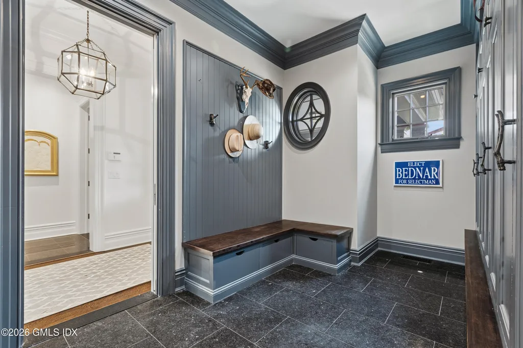 203 Shore Road Old Greenwich CT 06870