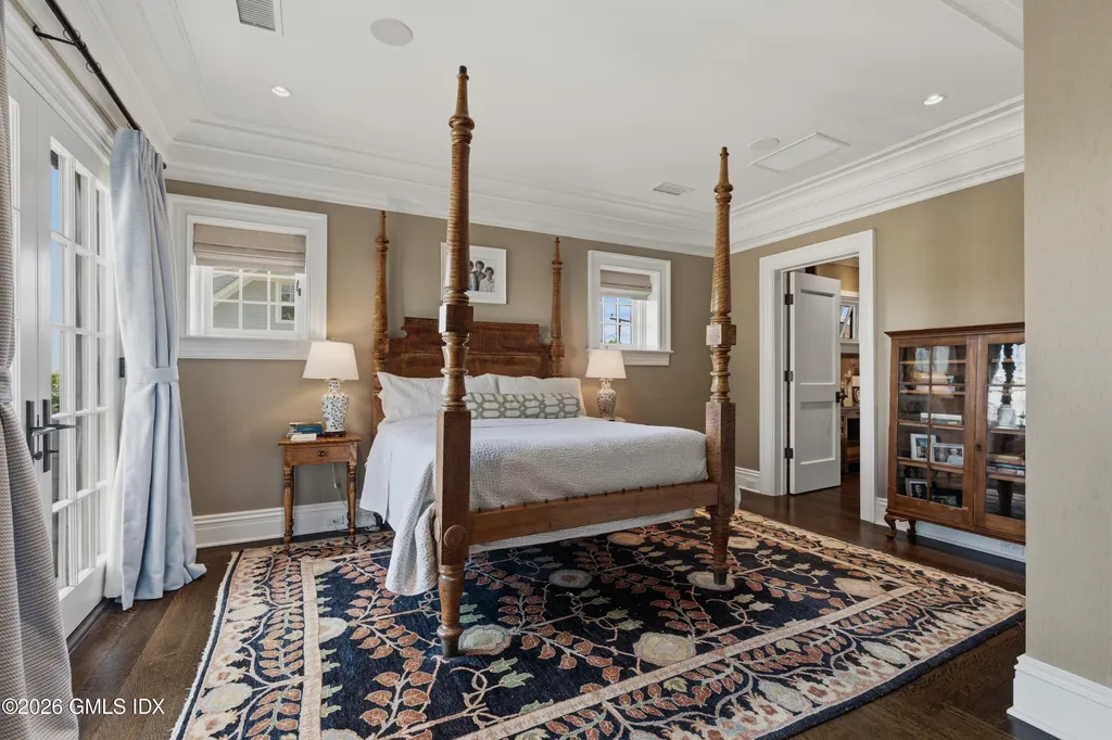 203 Shore Road Old Greenwich CT 06870