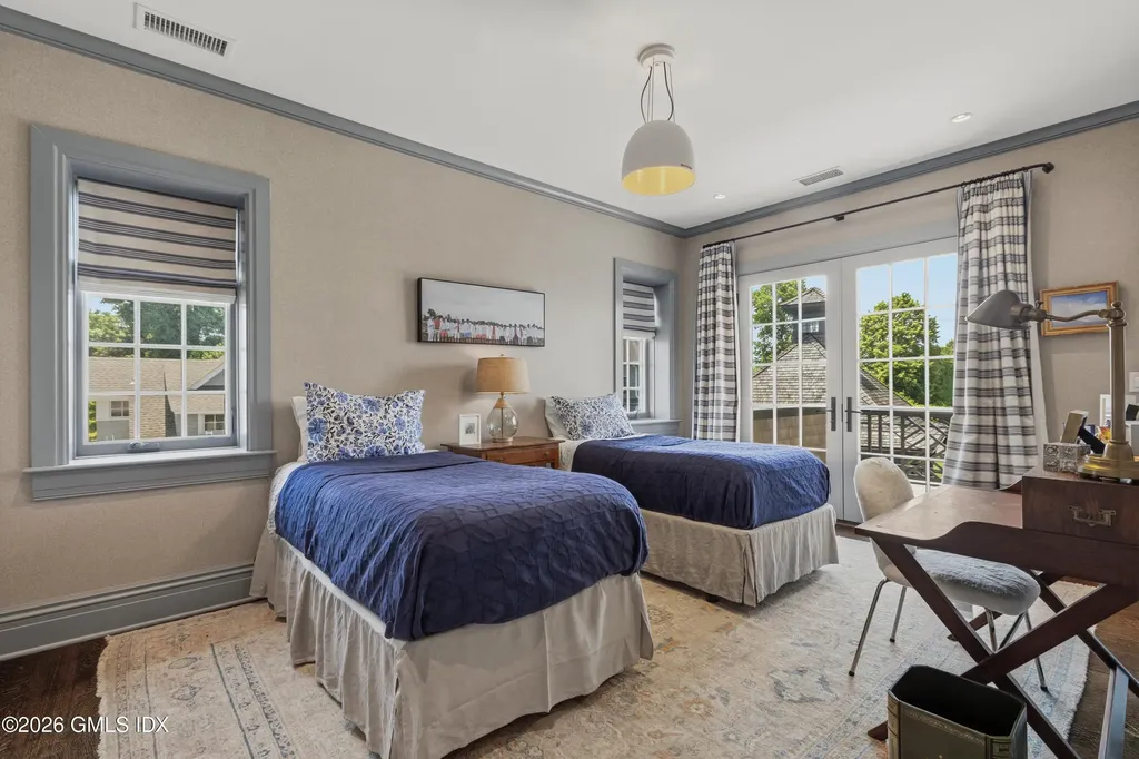 203 Shore Road Old Greenwich CT 06870