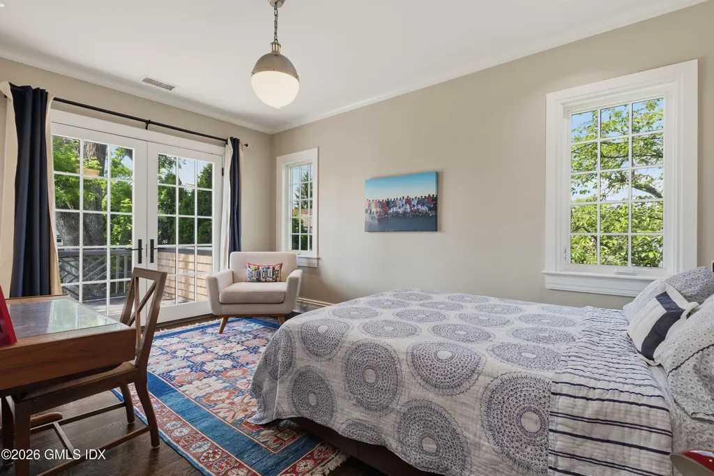 203 Shore Road Old Greenwich CT 06870