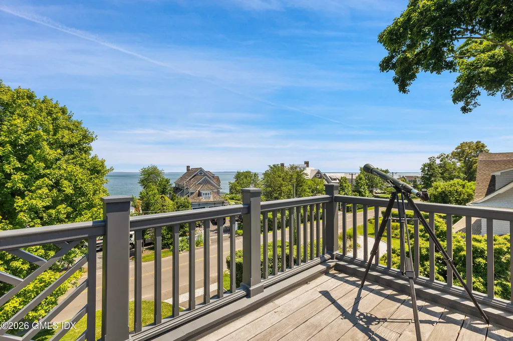 203 Shore Road Old Greenwich CT 06870