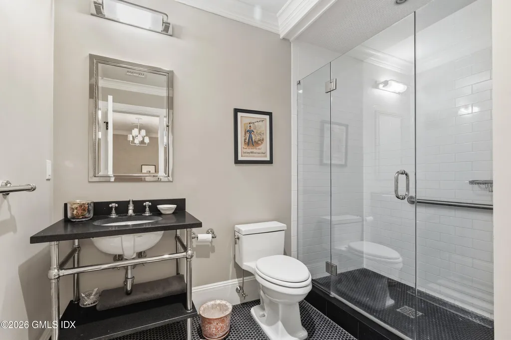 203 Shore Road Old Greenwich CT 06870