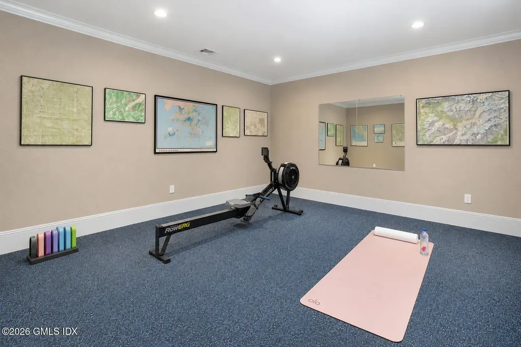 203 Shore Road Old Greenwich CT 06870