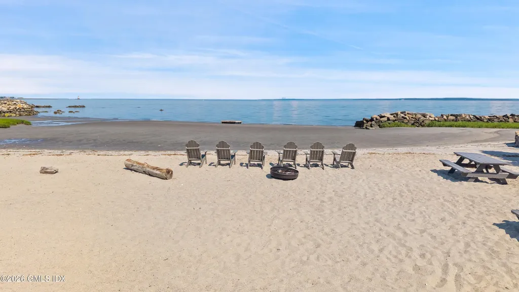 203 Shore Road Old Greenwich CT 06870