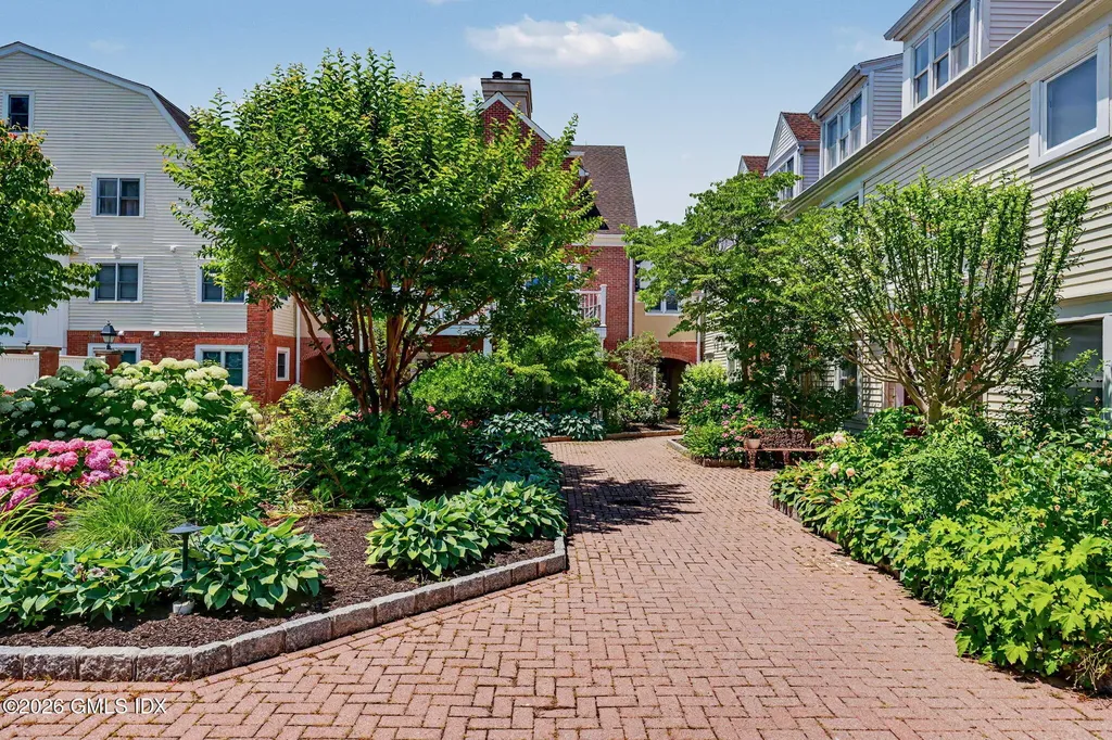 51 Forest Avenue Old Greenwich CT 06870