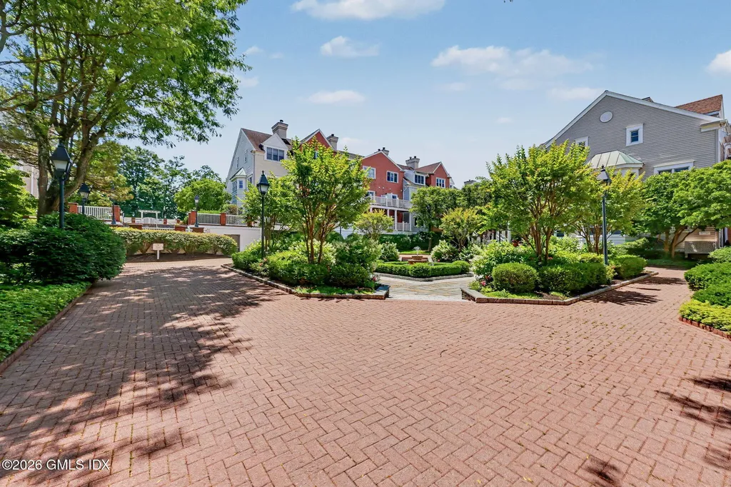 51 Forest Avenue Old Greenwich CT 06870
