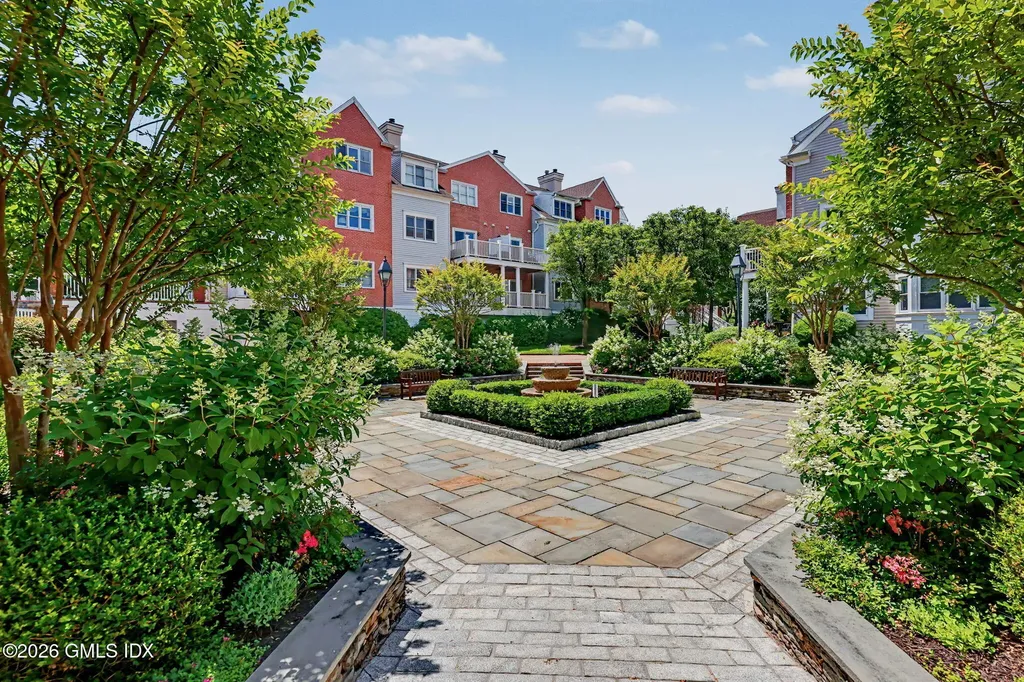 51 Forest Avenue Old Greenwich CT 06870