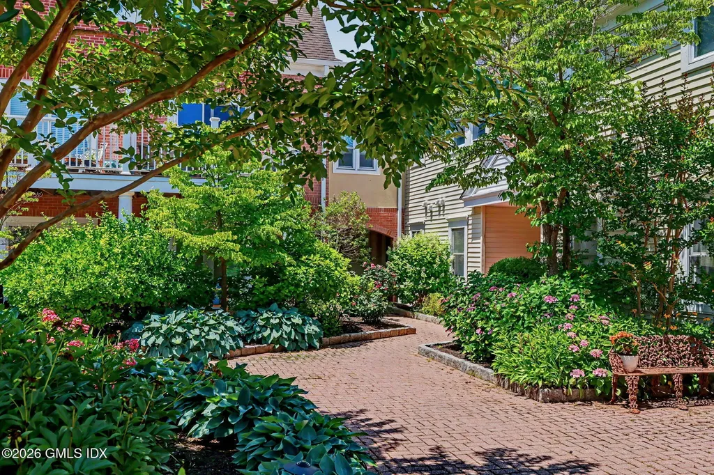 51 Forest Avenue Old Greenwich CT 06870