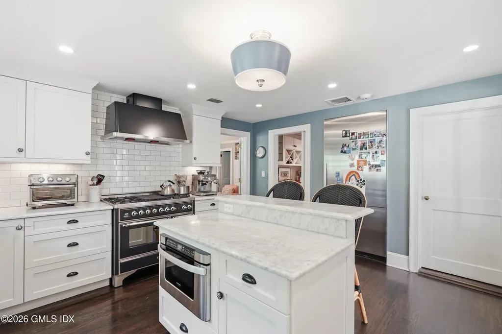 128 Weaver Street Greenwich CT 06831