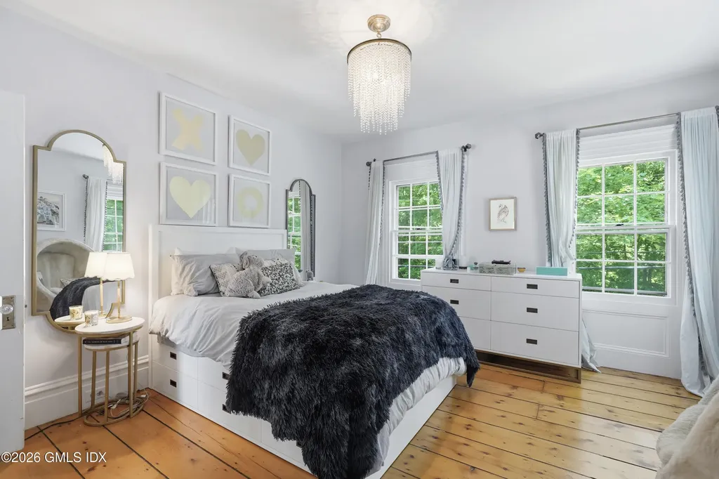 128 Weaver Street Greenwich CT 06831