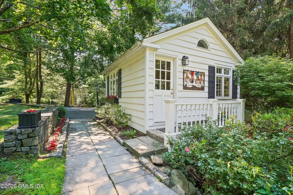 128 Weaver Street Greenwich CT 06831