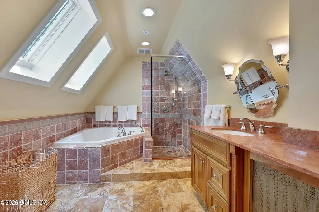 52 Center Drive Old Greenwich CT 06870