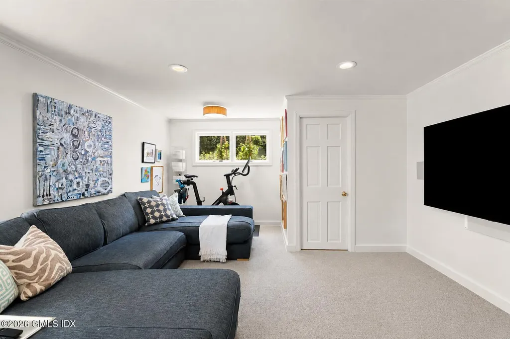 35 Welwyn Road Riverside CT 06878
