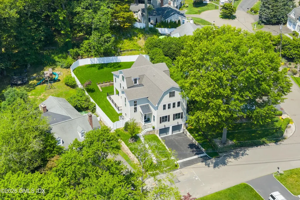 58 Halsey Drive Old Greenwich CT 06870