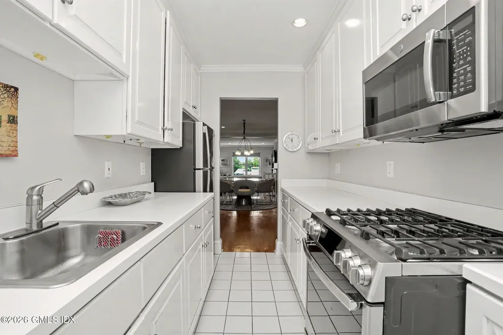 25 W Elm Street Greenwich CT 06830