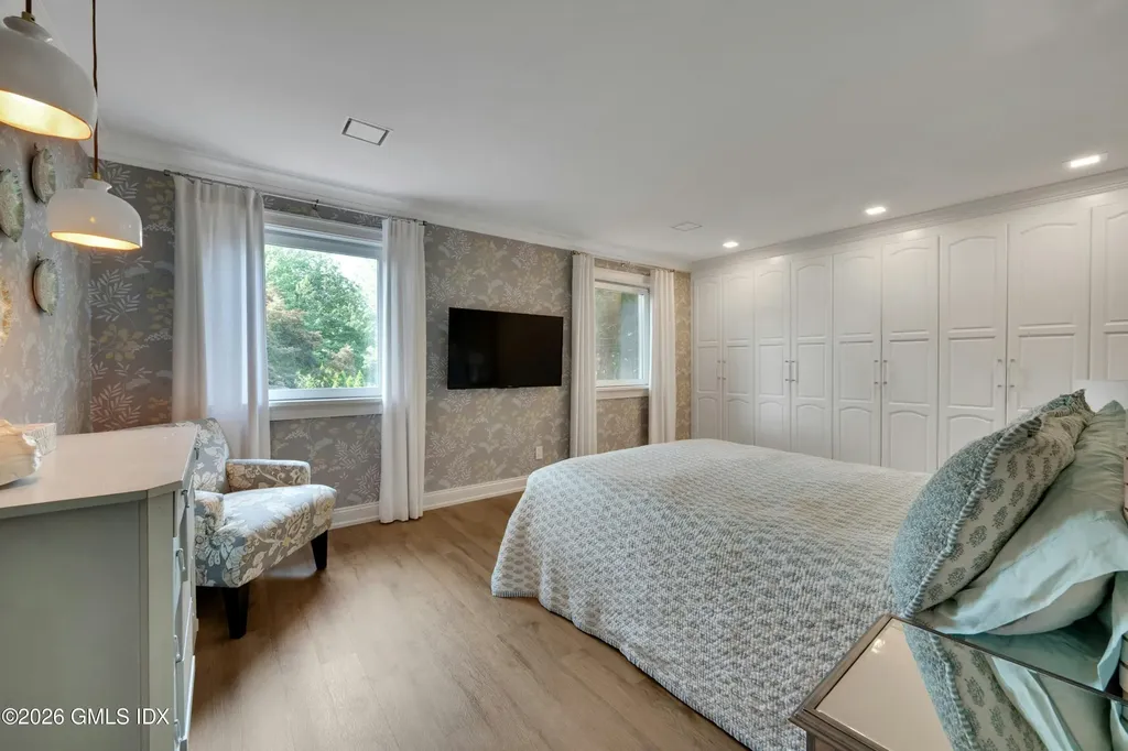 3 Old Club House Road Old Greenwich CT 06870