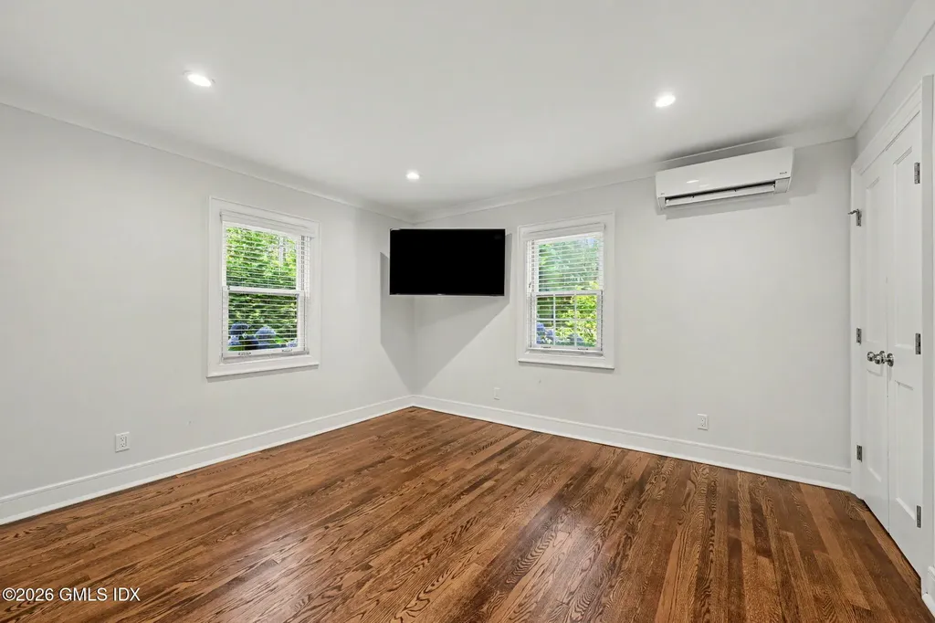 124 Shore Road Old Greenwich CT 06870