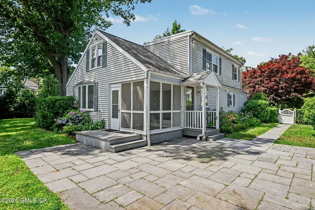 124 Shore Road Old Greenwich CT 06870