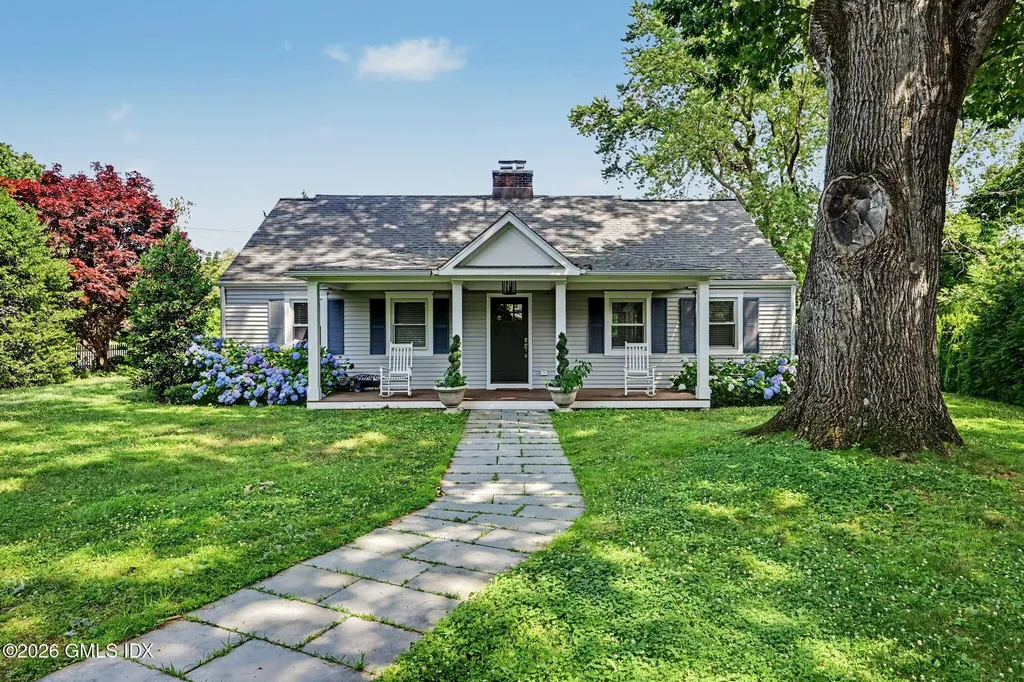 124 Shore Road Old Greenwich CT 06870