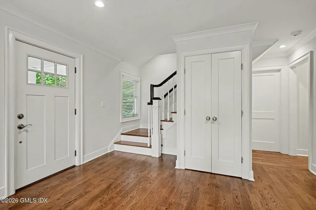 124 Shore Road Old Greenwich CT 06870