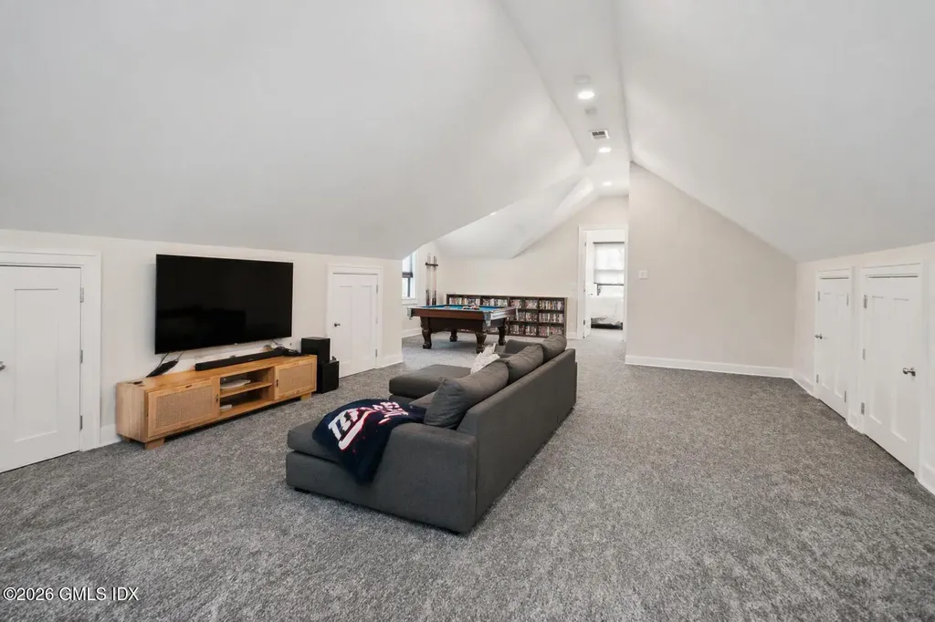 43 Burdsall Drive Greenwich CT 06831