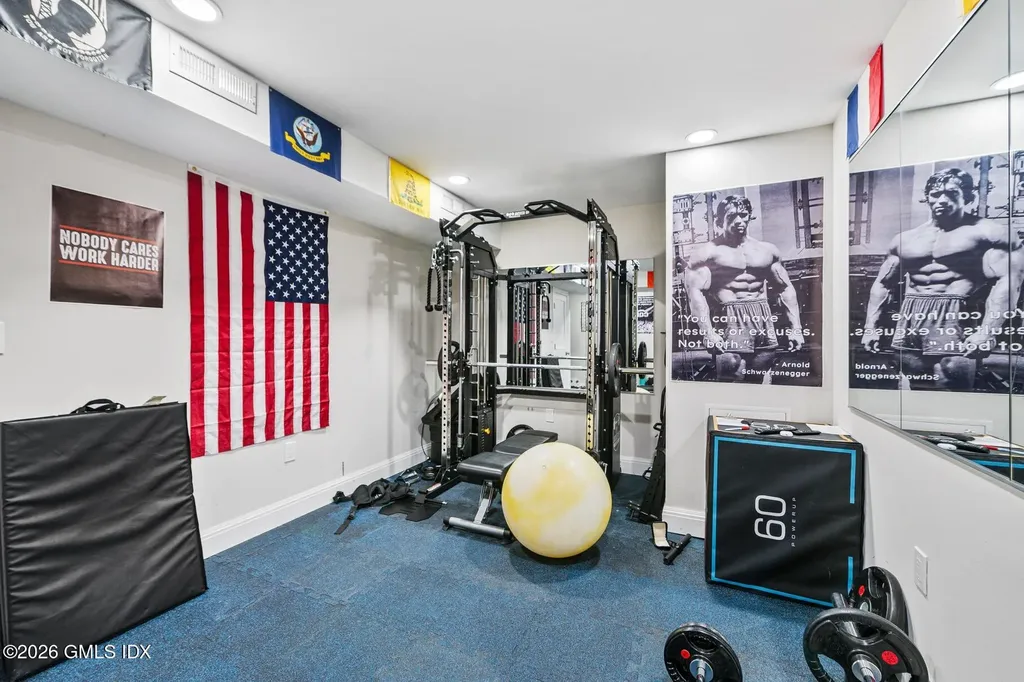 43 Burdsall Drive Greenwich CT 06831