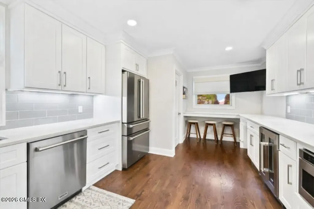 43 Burdsall Drive Greenwich CT 06831