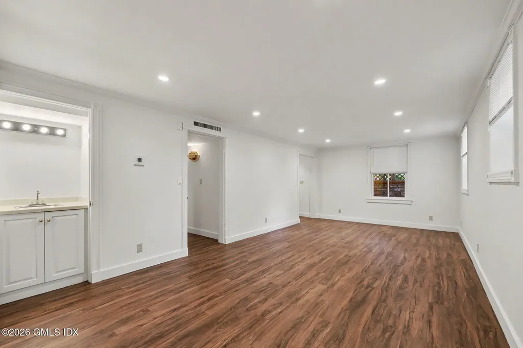 124 Mason Street Greenwich CT 06830
