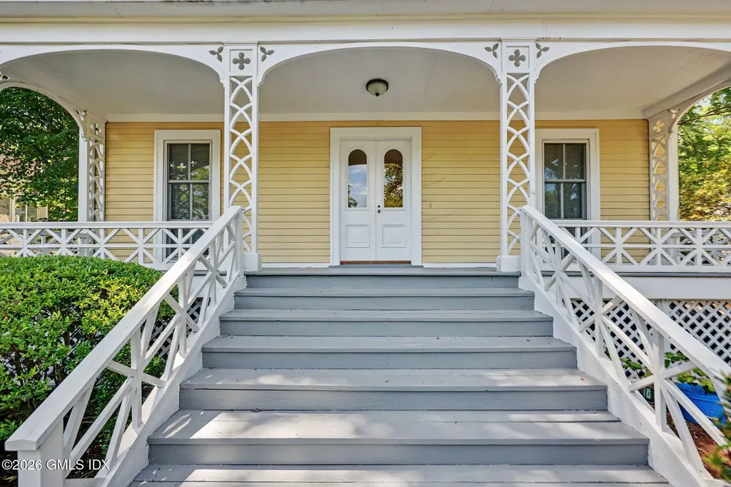 124 Mason Street Greenwich CT 06830