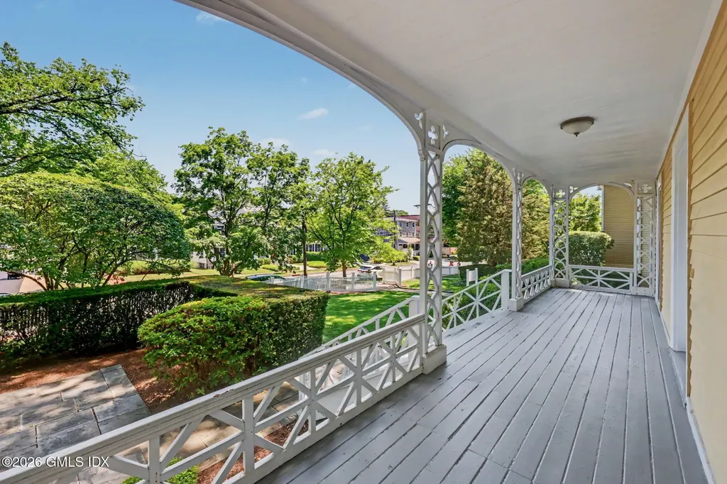 124 Mason Street Greenwich CT 06830