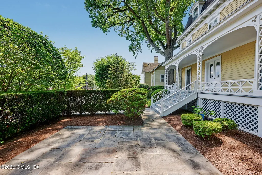 124 Mason Street Greenwich CT 06830