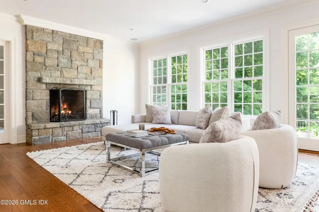 24 Stillman Lane Greenwich CT 06831
