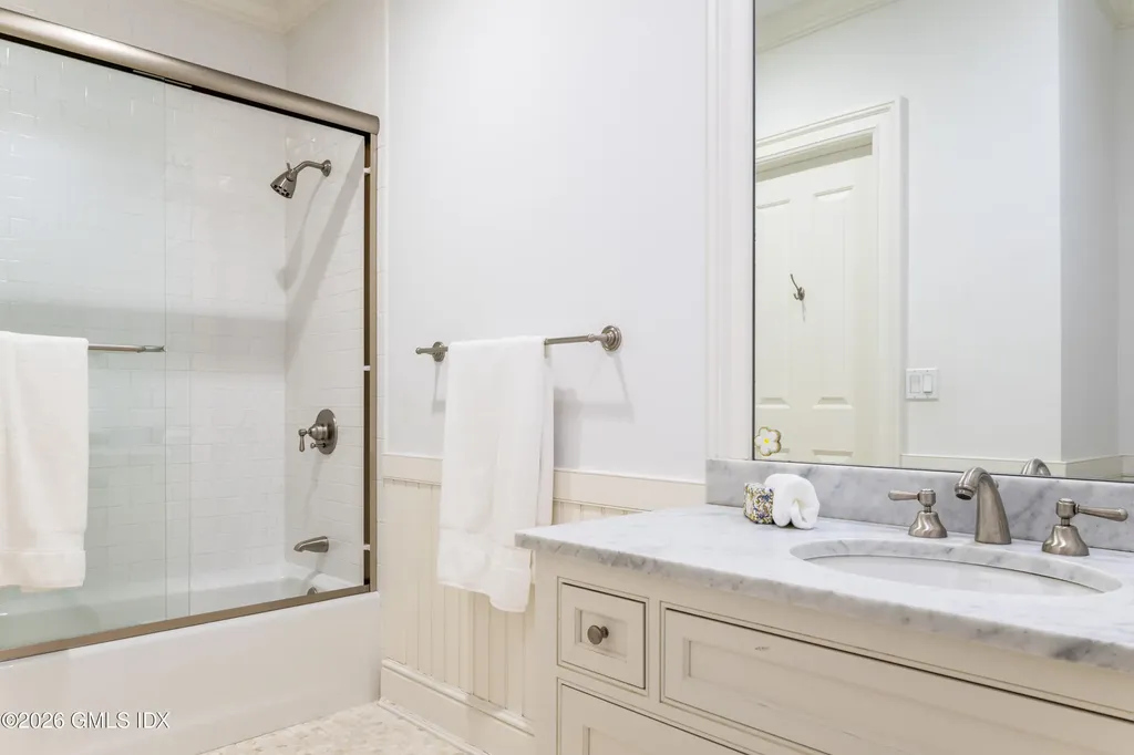24 Stillman Lane Greenwich CT 06831