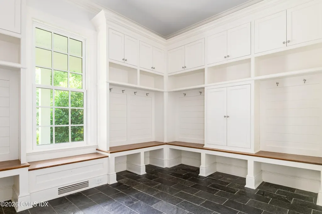 24 Stillman Lane Greenwich CT 06831