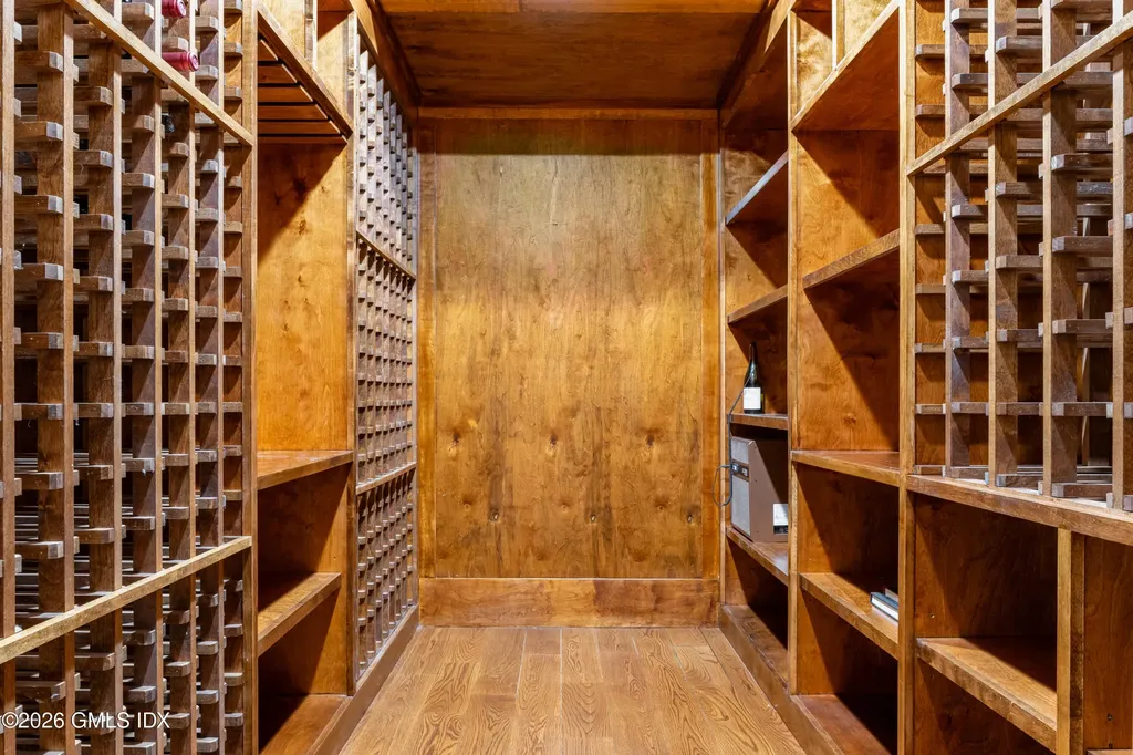24 Stillman Lane Greenwich CT 06831